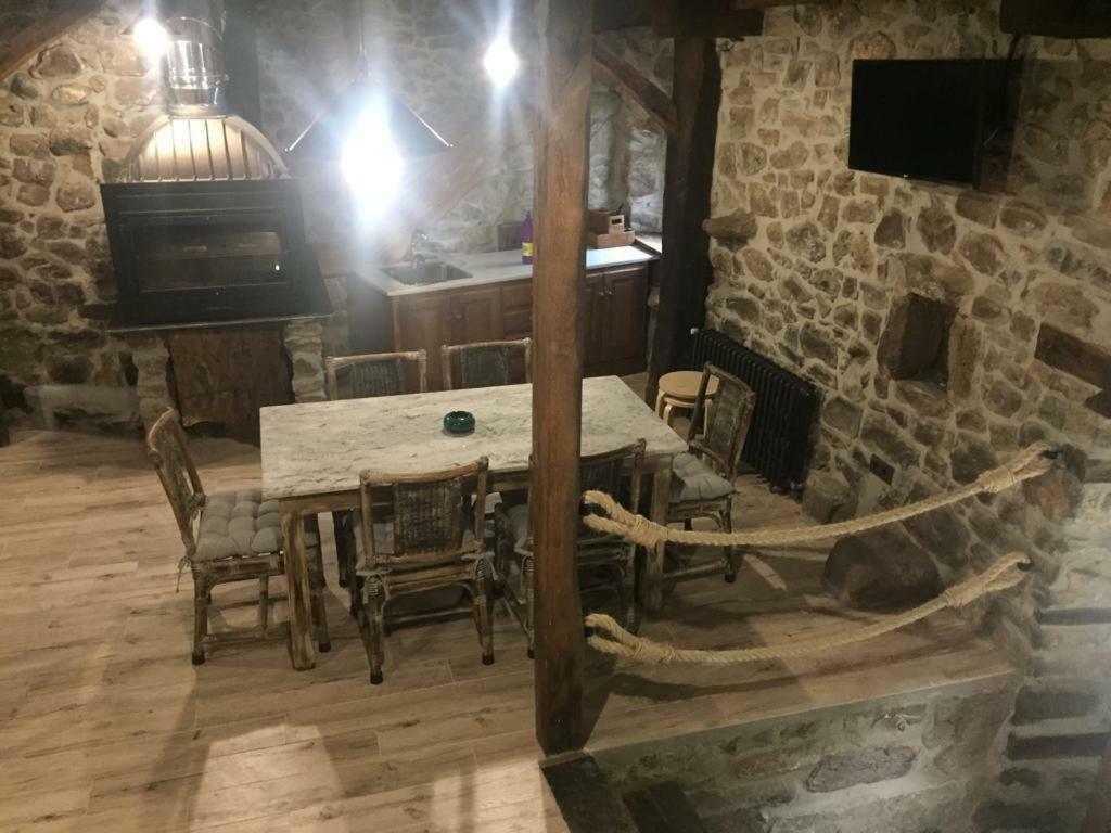 La Rama Del Castor Villa Espinama Exterior foto