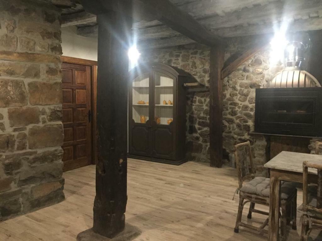 La Rama Del Castor Villa Espinama Exterior foto